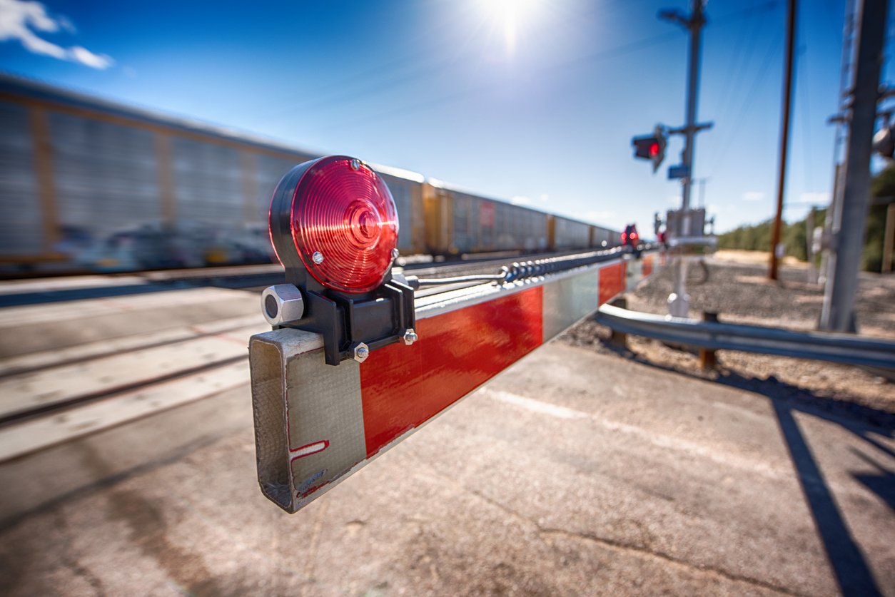 desert-railroad-crossing