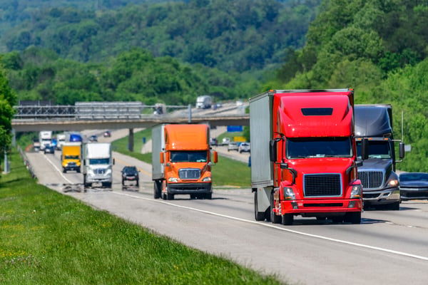 heavy-traffic-on-the-interstate-highway