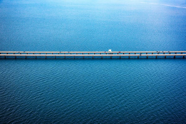 Lake-Pontchartrain-Causeway-bridge