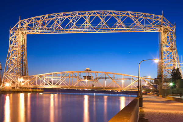 duluth-lift-bridge